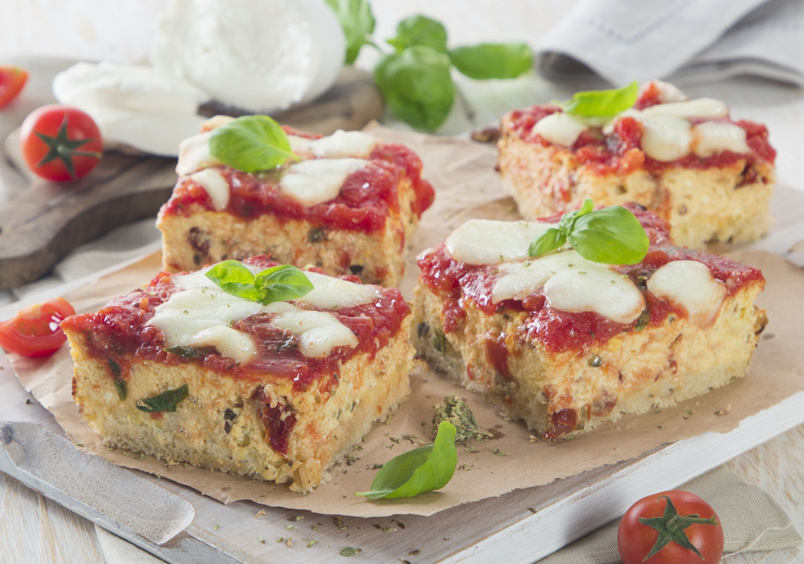 Savoury Cheescake with Mozzarella and Tomato - Trevalli Cooperlat