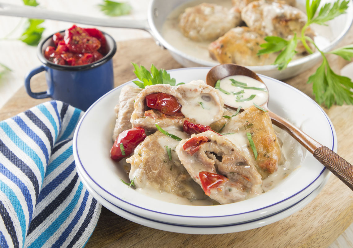 Veal Parcels with Dry Tomatoes and Bèchamel   - Trevalli Cooperlat
