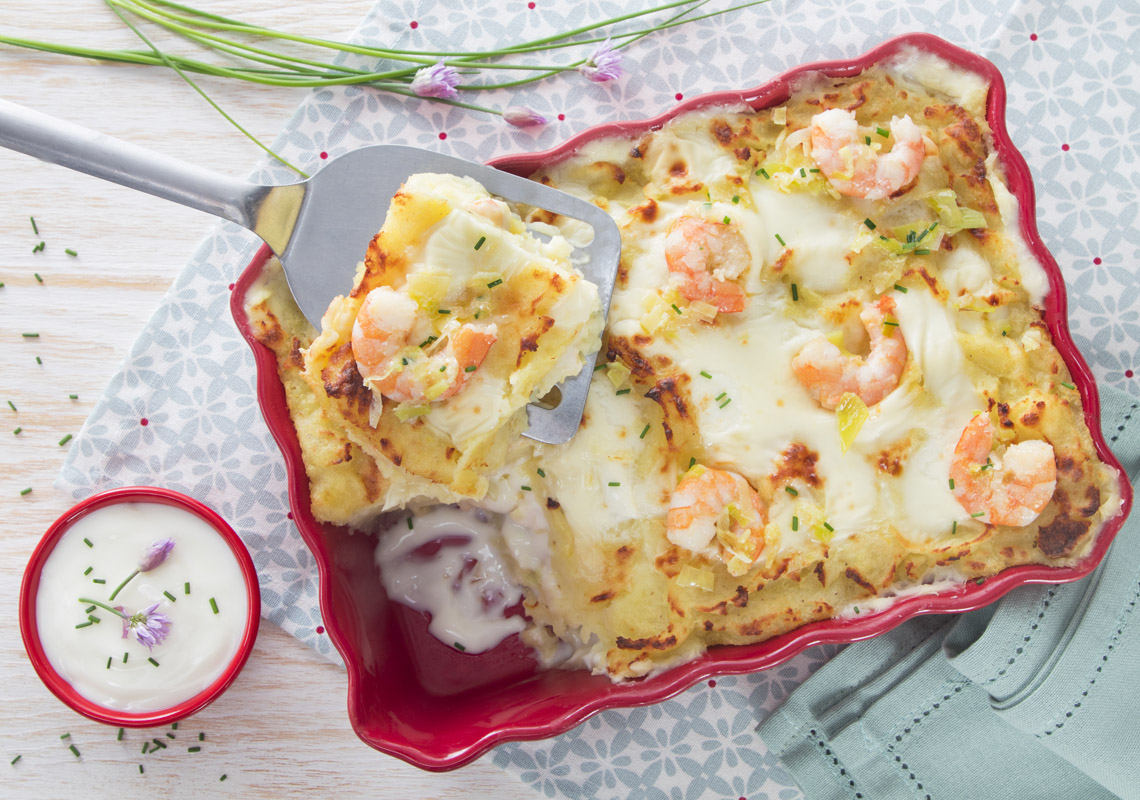 Baked Potatoes with Béchamel and Shrimps - Trevalli Cooperlat