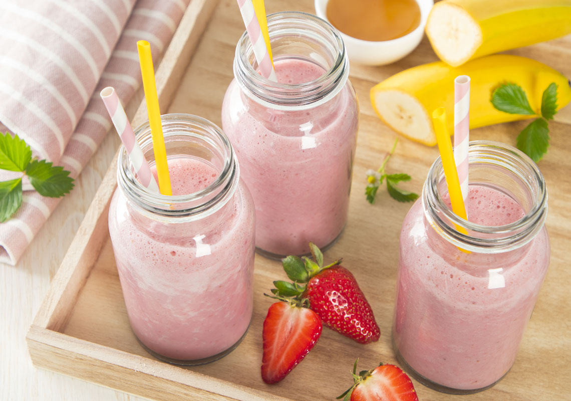 Strawberries and banans Smoothie - Trevalli Cooperlat